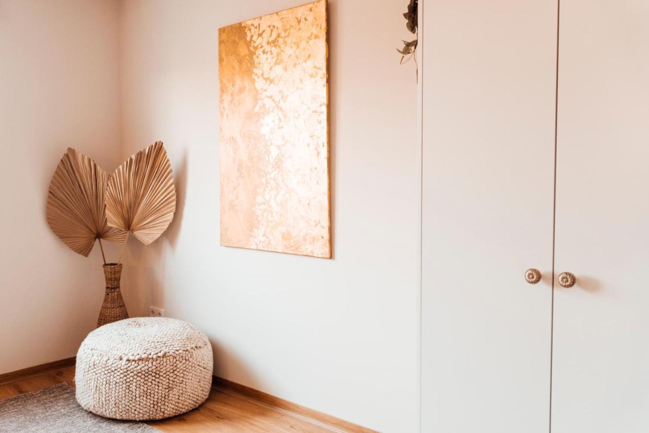 Stay At Smilla - Boutique Apartments Mit Kueche - Parken - Klima - Netflix - Waschmaschine Wiesbaden Luaran gambar