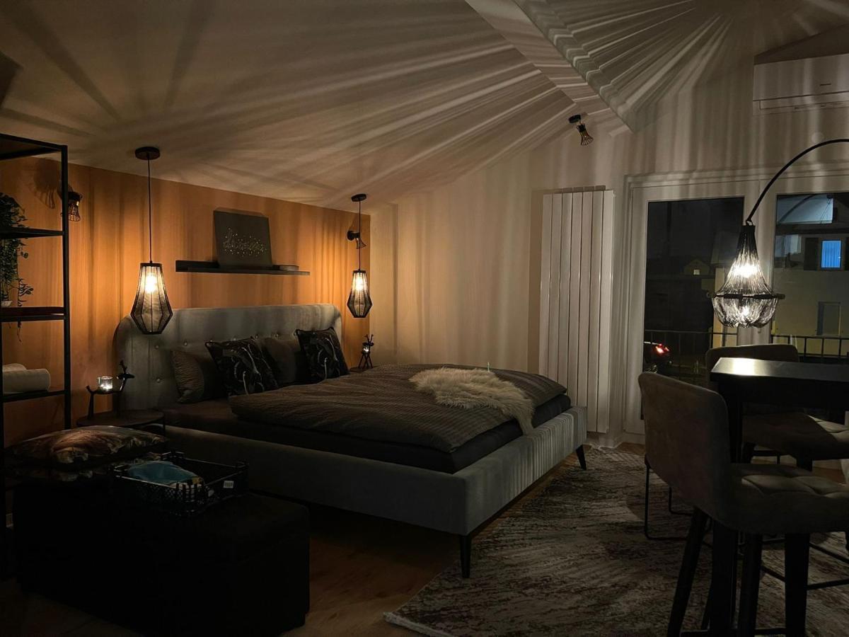 Stay At Smilla - Boutique Apartments Mit Kueche - Parken - Klima - Netflix - Waschmaschine Wiesbaden Luaran gambar