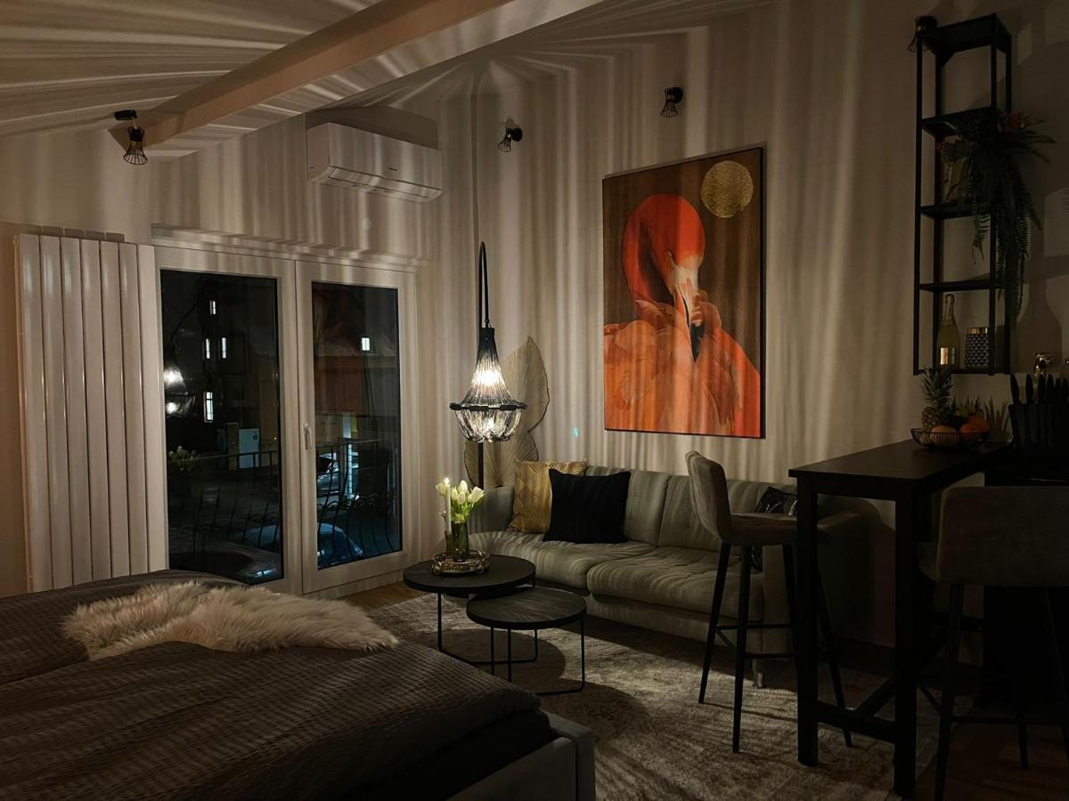 Stay At Smilla - Boutique Apartments Mit Kueche - Parken - Klima - Netflix - Waschmaschine Wiesbaden Luaran gambar