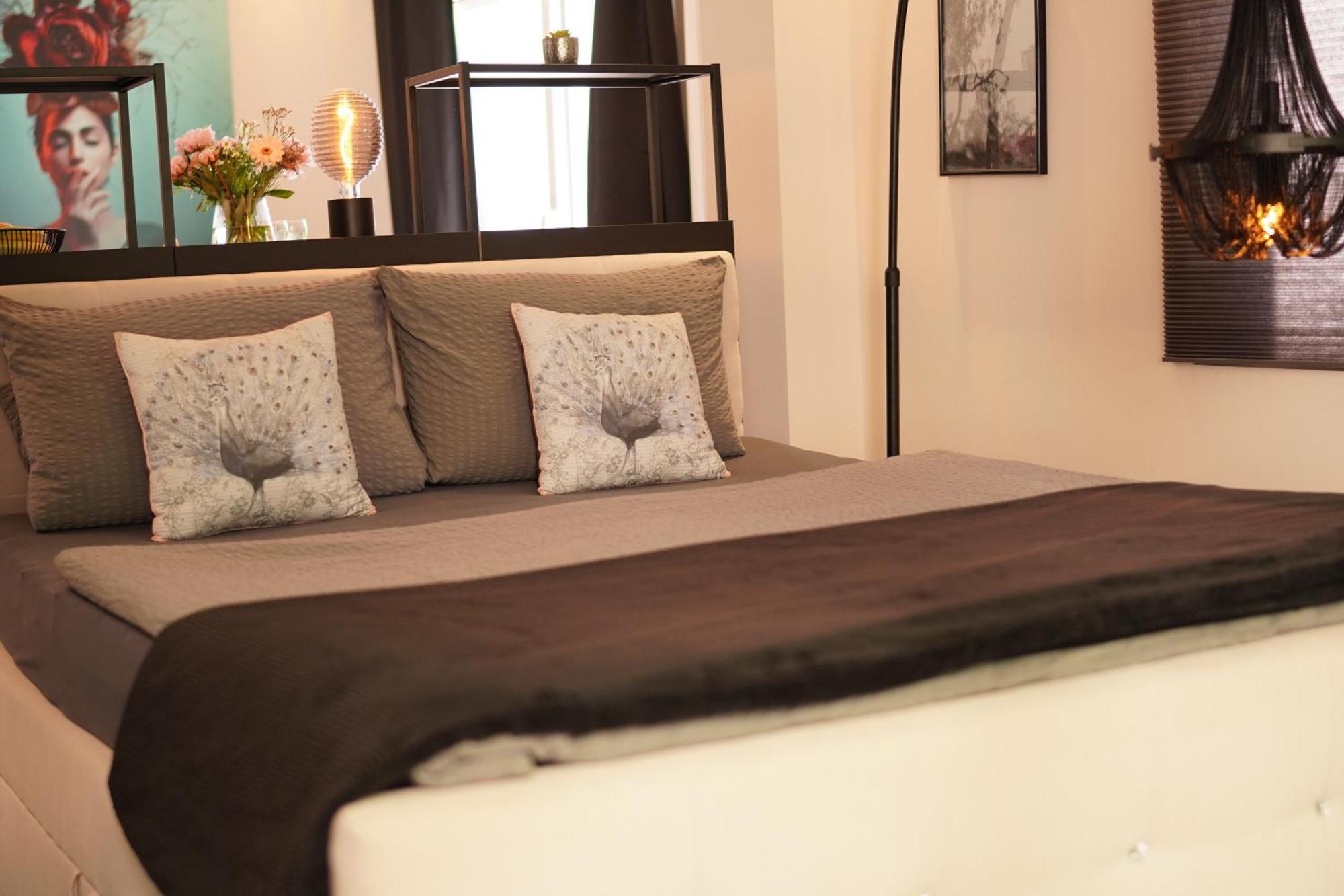 Stay At Smilla - Boutique Apartments Mit Kueche - Parken - Klima - Netflix - Waschmaschine Wiesbaden Luaran gambar